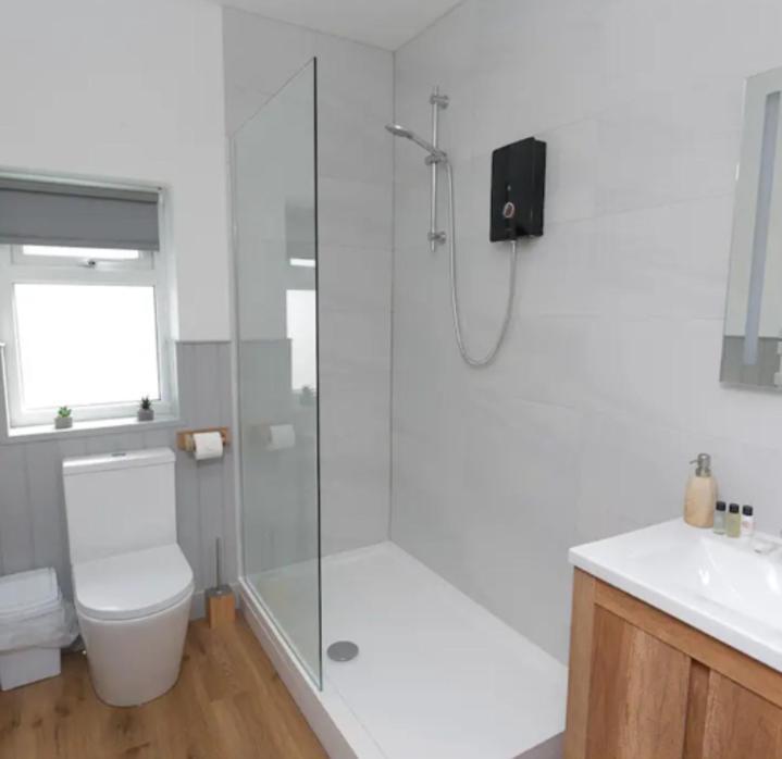 Adorable 1 Bedroom Country Cottage Bodewryd Extérieur photo